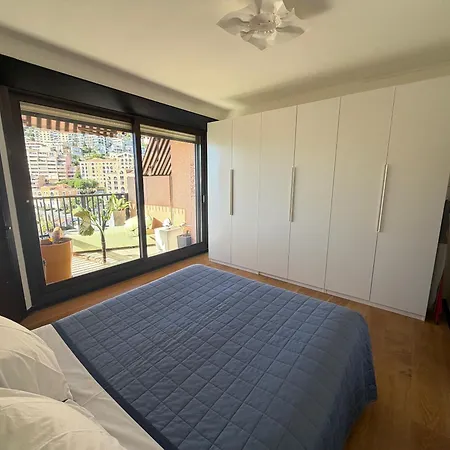 Prestigious With Pool Apartment *