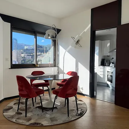 Apartament Prestigious With Pool